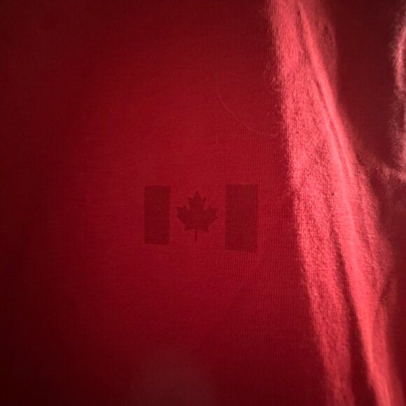 Lululemon Team Canada Love Crewneck SS T - Picture 2 of 4